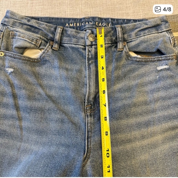 NWOT American Eagle stretch curvy mom jeans, size 10 short - Picture 5 of 8